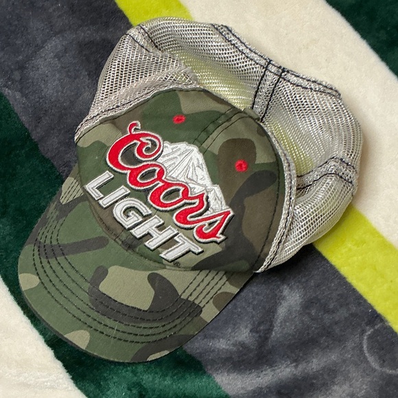 Coors Light Camouflage Mesh Cap - Picture 8 of 8